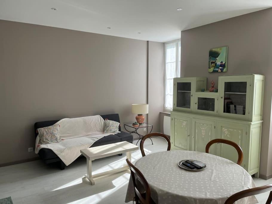 Superbe Appartement Plein Centre Millau Luaran gambar