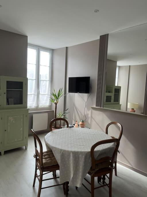 Superbe Appartement Plein Centre Millau Luaran gambar